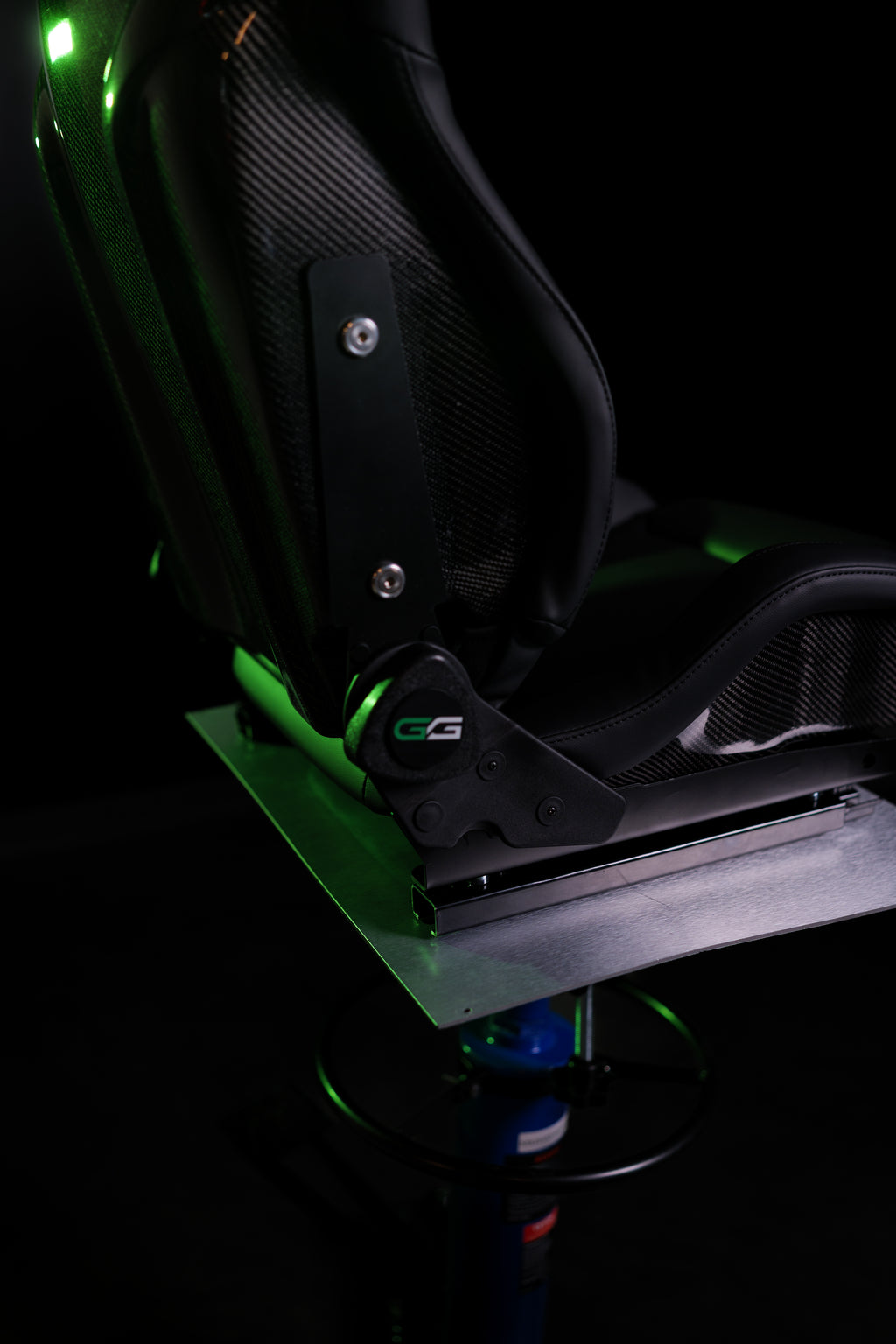 GG CARBON SEATS( PAIR )