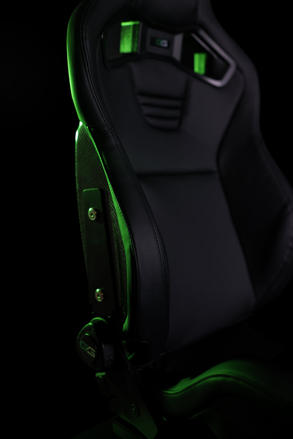 GG CARBON SEATS( PAIR )