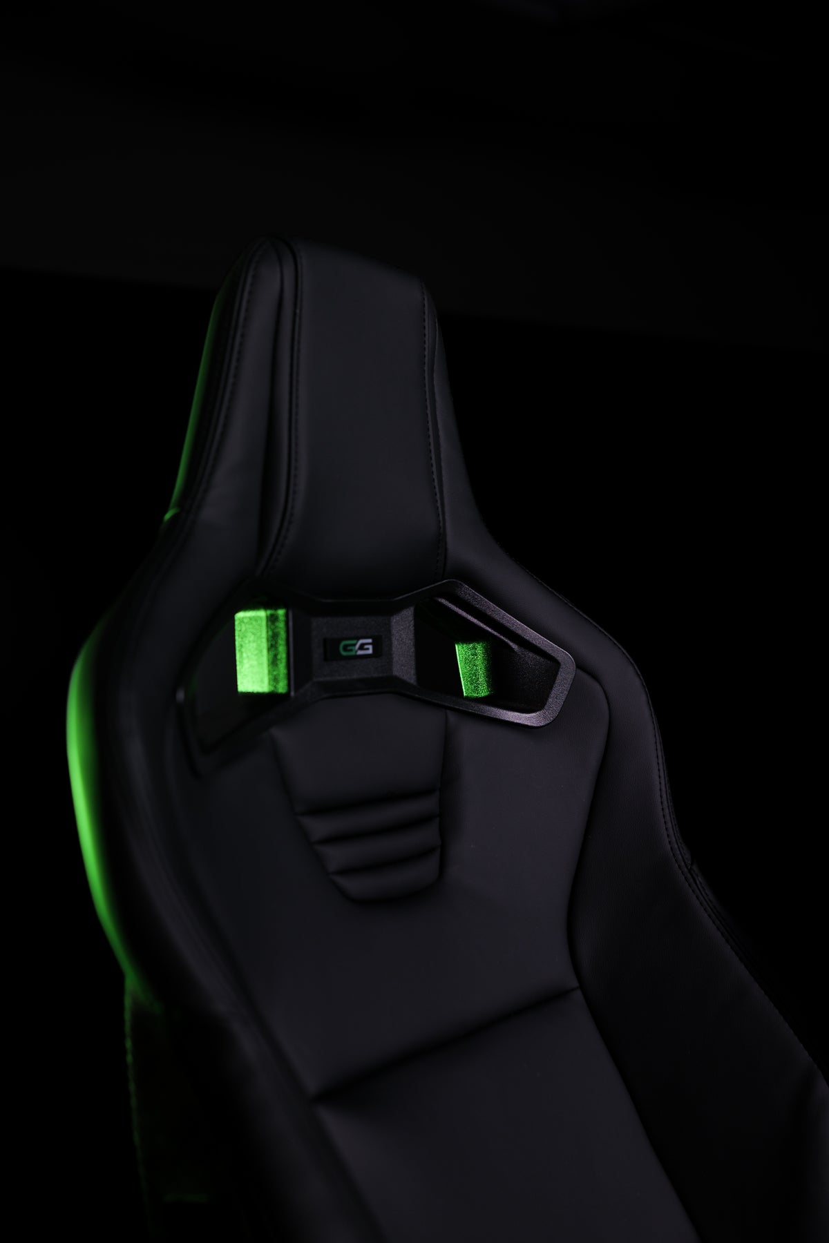 GG CARBON SEATS( PAIR )